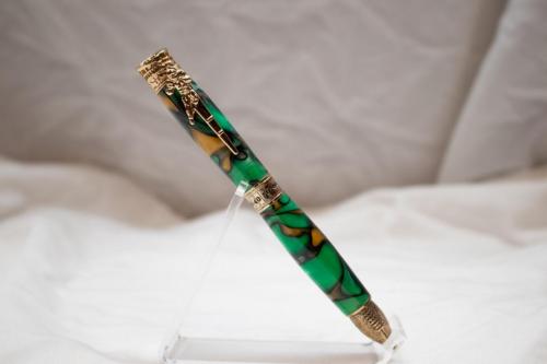 Green and Gold Football Pen